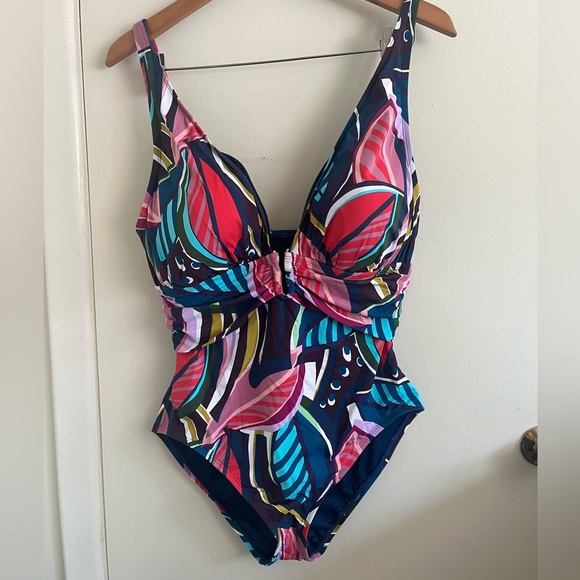 NWOT Women's Molded-Cup One-Piece Printed Plunge V-Neck Swimsuit size 14 - Picture 5 of 12